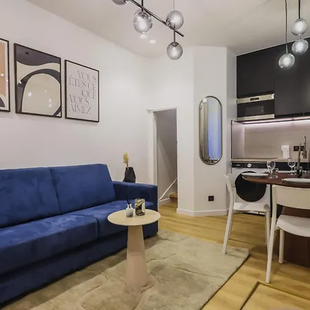 Superb Duplex 1 Bedroom Center Of Appartamento